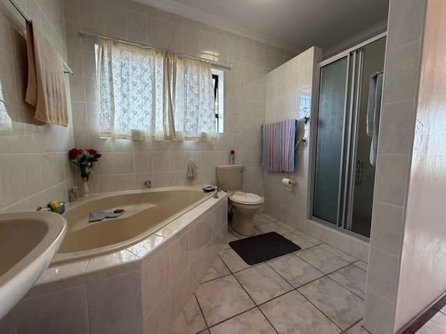 3 Bedroom Property for Sale in Fraaiuitsig Western Cape